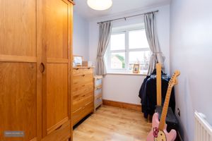 Bedroom- click for photo gallery